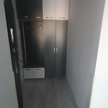 2 Aproape De Plaja شقة *