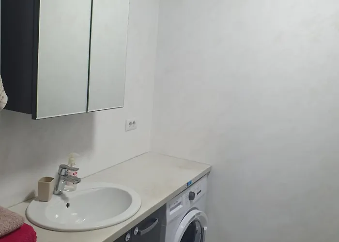 2 Aproape De Plaja Apartman *